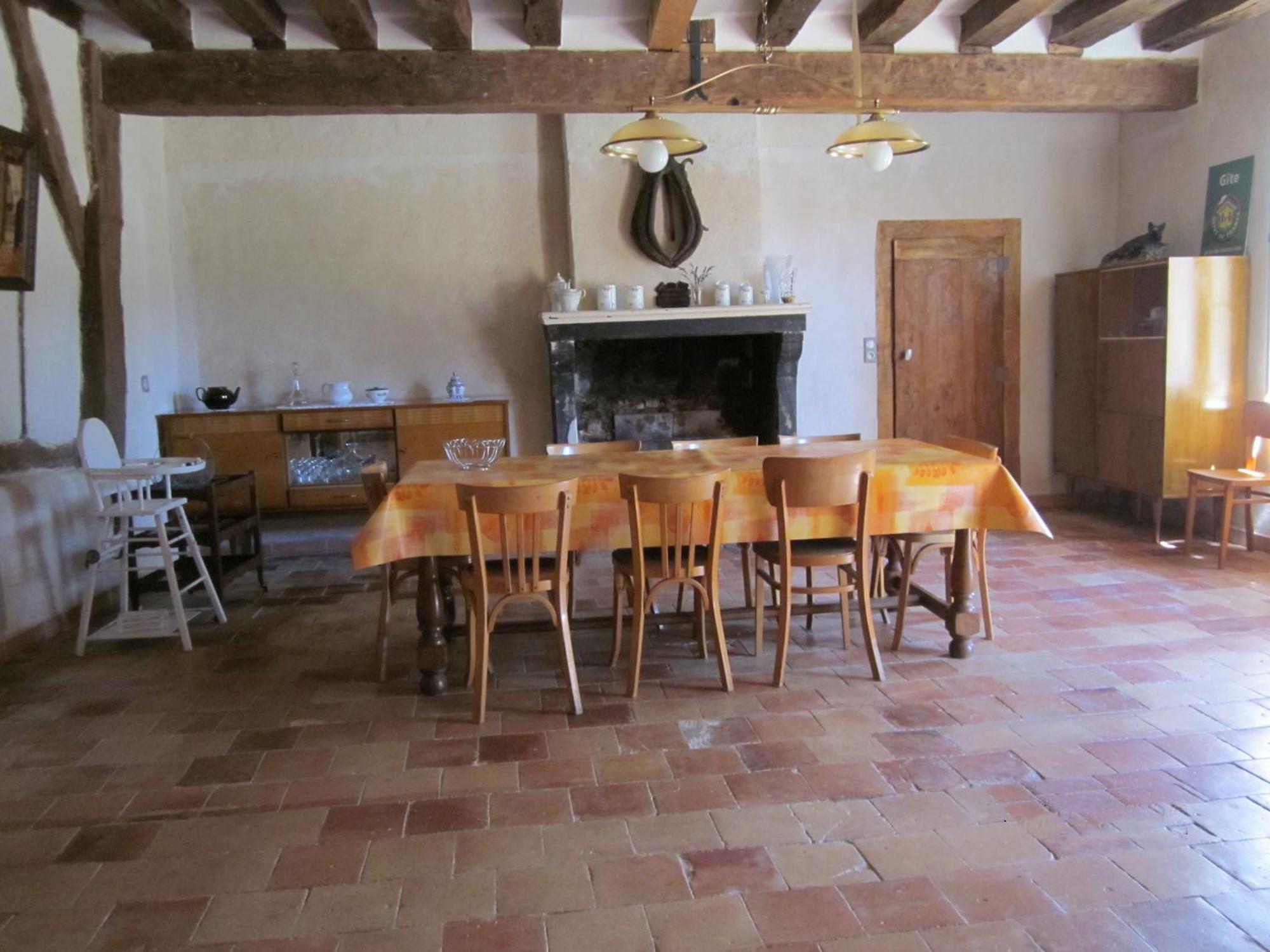 Maison Spacieuse Et Independante Avec Jardin Et Terrasse, Ideale Pour Observer La Nature En Sarthe - Fr-1-410-215 Rouperroux-le-Coquet Екстер'єр фото